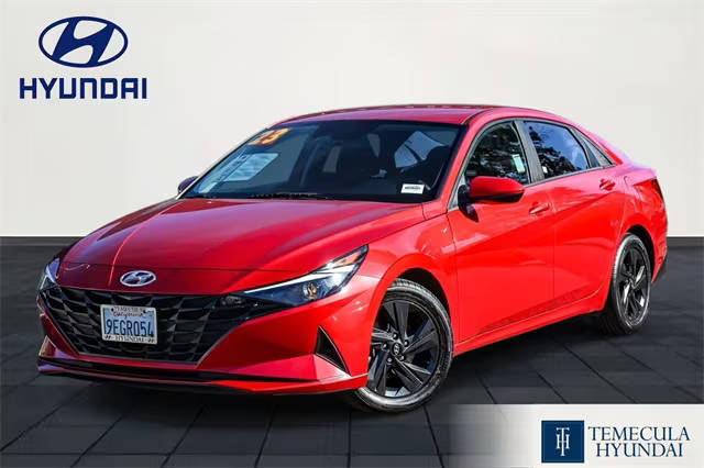 2023 Hyundai Elantra SEL FWD photo