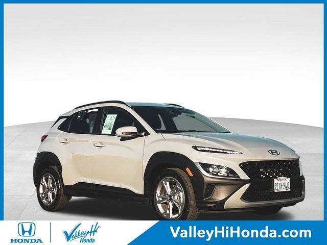 2023 Hyundai Kona SEL FWD photo