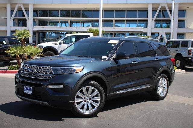 2023 Ford Explorer Limited 4WD photo
