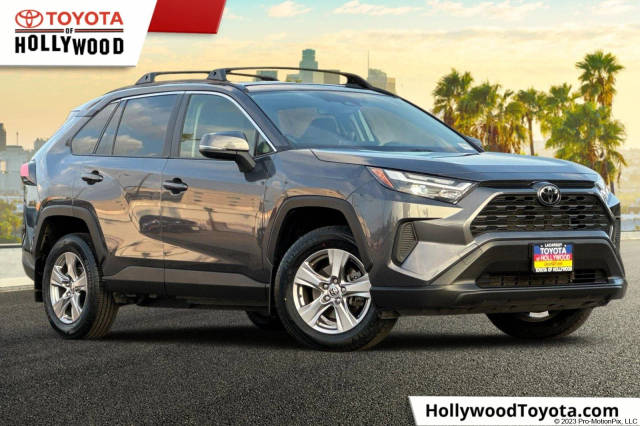 2023 Toyota RAV4 XLE FWD photo