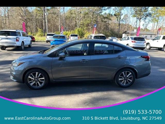 2021 Nissan Versa SV FWD photo