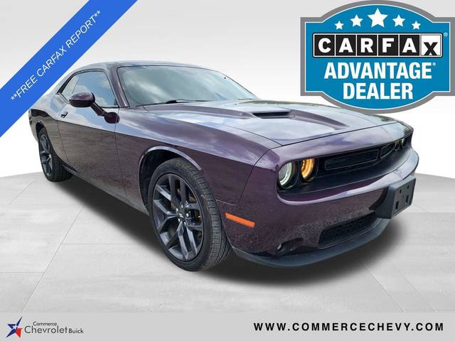 2021 Dodge Challenger SXT RWD photo