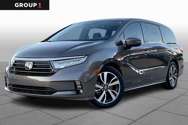 2023 Honda Odyssey Touring FWD photo