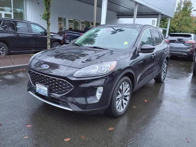 2020 Ford Escape Titanium AWD photo