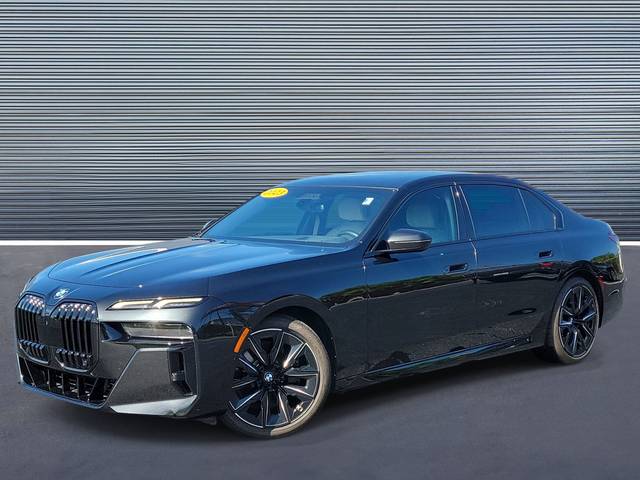 2023 BMW 7 Series 740i RWD photo