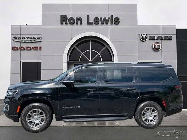 2023 Jeep Wagoneer  4WD photo
