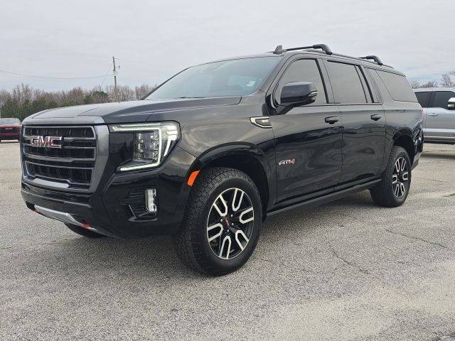 2023 GMC Yukon XL AT4 4WD photo