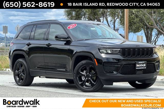2023 Jeep Grand Cherokee Altitude 4WD photo