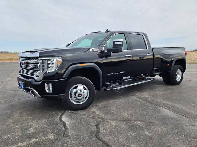 2023 GMC Sierra 3500HD Denali 4WD photo