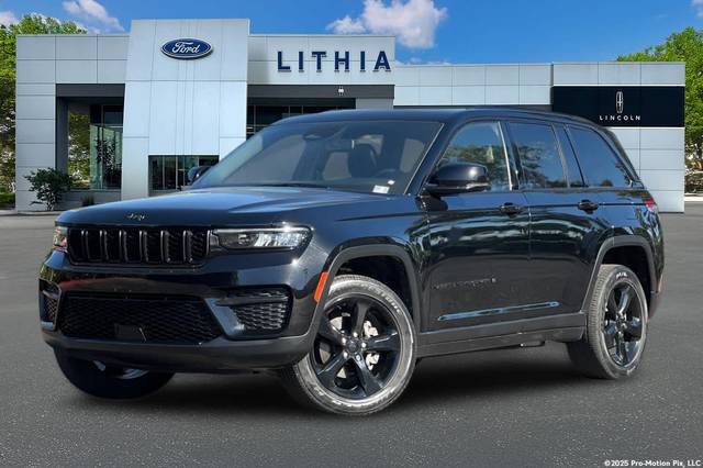 2023 Jeep Grand Cherokee Altitude 4WD photo