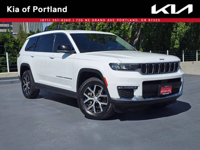 2023 Jeep Grand Cherokee L Limited 4WD photo