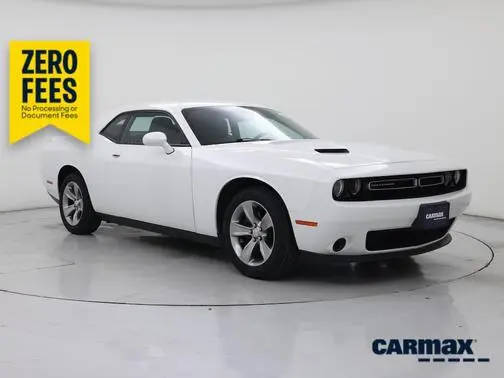2019 Dodge Challenger SXT RWD photo