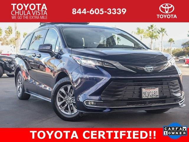 2023 Toyota Sienna XLE FWD photo