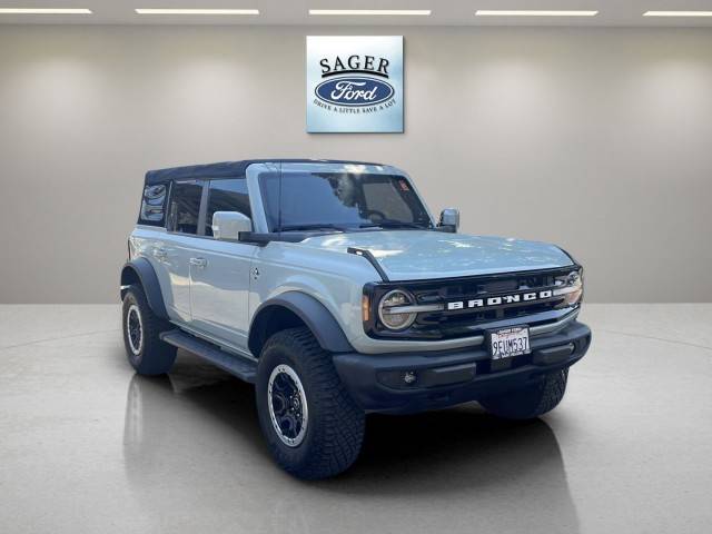 2021 Ford Bronco 4 Door Outer Banks 4WD photo