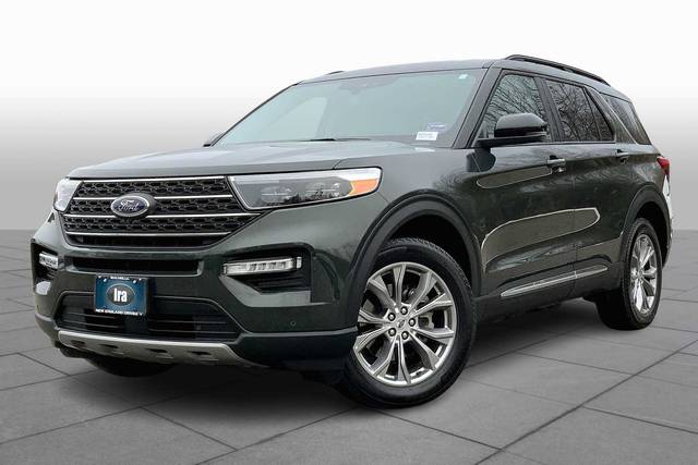 2022 Ford Explorer XLT 4WD photo