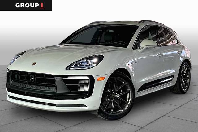 2023 Porsche Macan GTS AWD photo