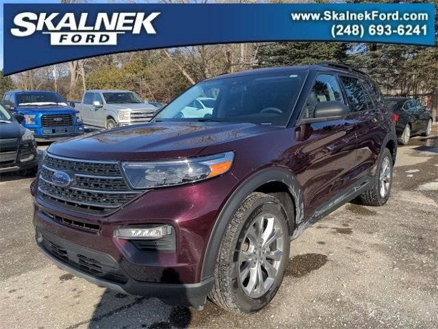 2022 Ford Explorer XLT 4WD photo