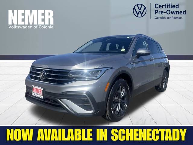 2023 Volkswagen Tiguan SE AWD photo
