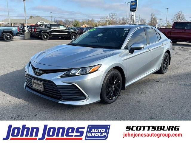 2023 Toyota Camry LE FWD photo