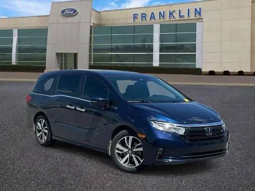 2023 Honda Odyssey Touring FWD photo