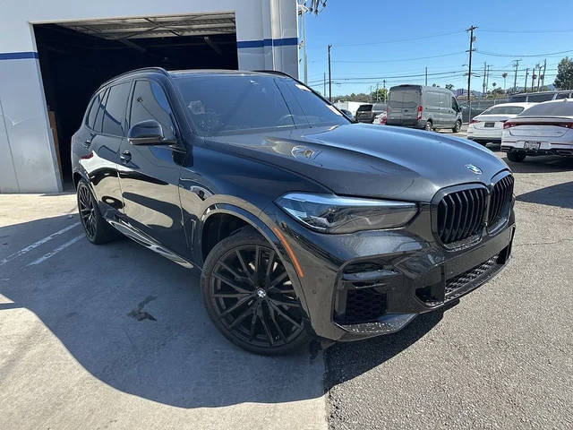 2023 BMW X5 xDrive40i AWD photo