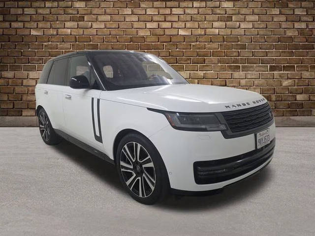 2023 Land Rover Range Rover SE AWD photo
