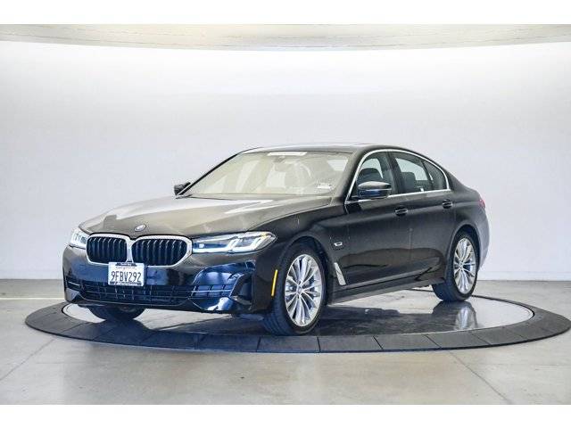 2023 BMW 5 Series 530e RWD photo