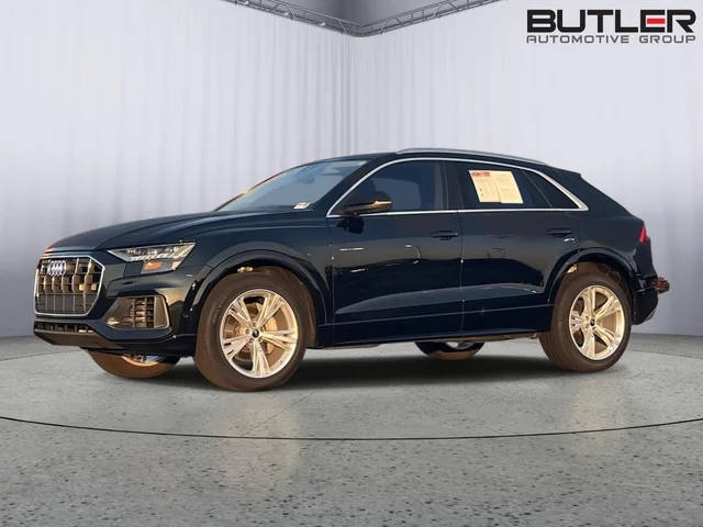 2023 Audi Q8 Premium Plus AWD photo