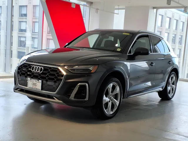 2023 Audi Q5 S line Premium Plus AWD photo
