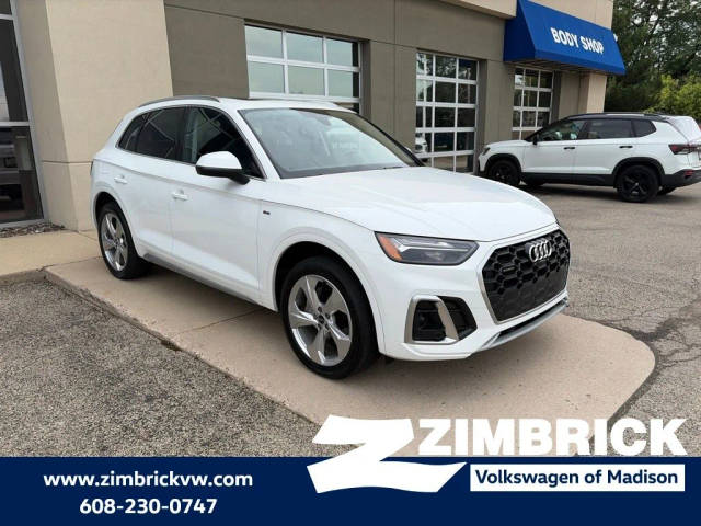 2023 Audi Q5 S line Premium Plus AWD photo