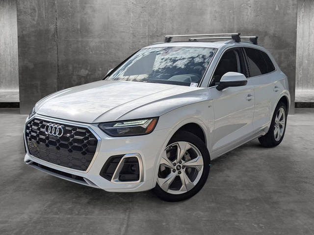 2023 Audi Q5 S line Premium Plus AWD photo