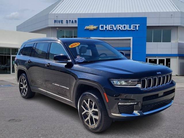 2023 Jeep Grand Cherokee L Limited RWD photo