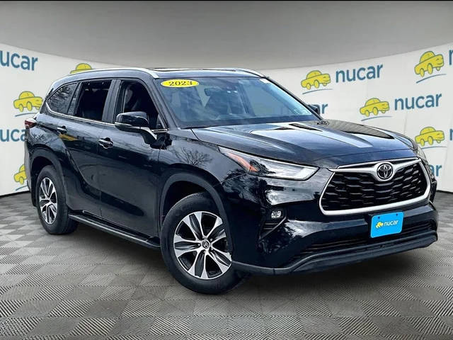 2023 Toyota Highlander L AWD photo