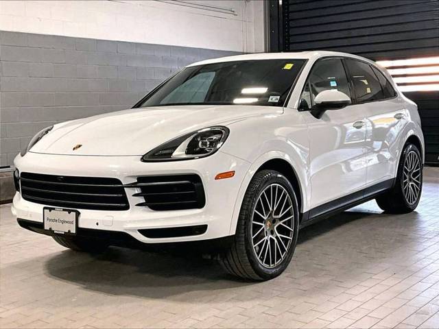 2023 Porsche Cayenne Platinum Edition AWD photo