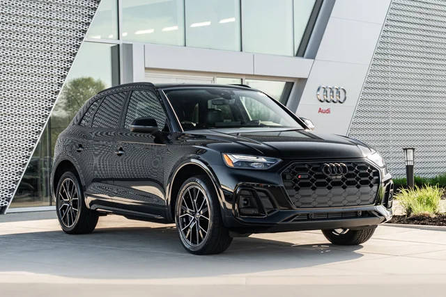 2023 Audi SQ5 Premium Plus AWD photo