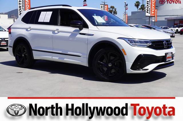 2023 Volkswagen Tiguan SE R-Line Black FWD photo