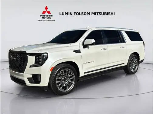 2023 GMC Yukon XL Denali Ultimate 4WD photo