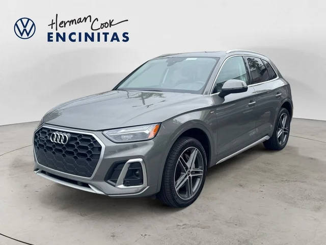 2023 Audi Q5 S line Premium AWD photo
