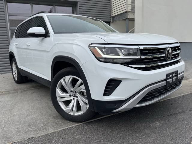 2023 Volkswagen Atlas 2.0T SE w/Technology AWD photo