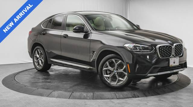 2023 BMW X4 xDrive30i AWD photo