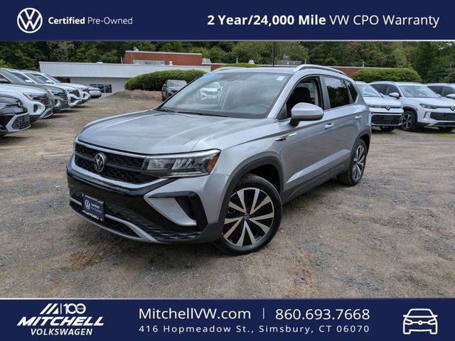 2023 Volkswagen Taos SE AWD photo