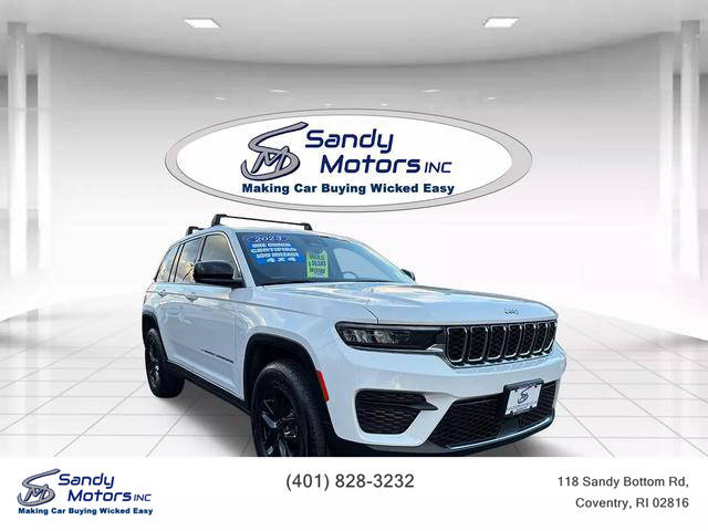 2023 Jeep Grand Cherokee Laredo 4WD photo