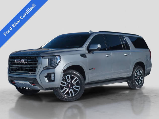 2023 GMC Yukon XL AT4 4WD photo