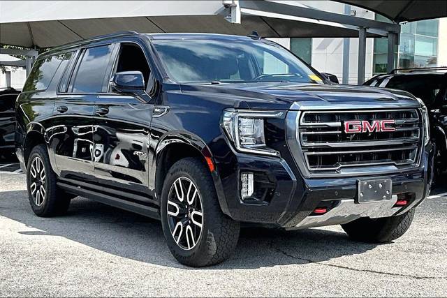 2023 GMC Yukon XL AT4 4WD photo