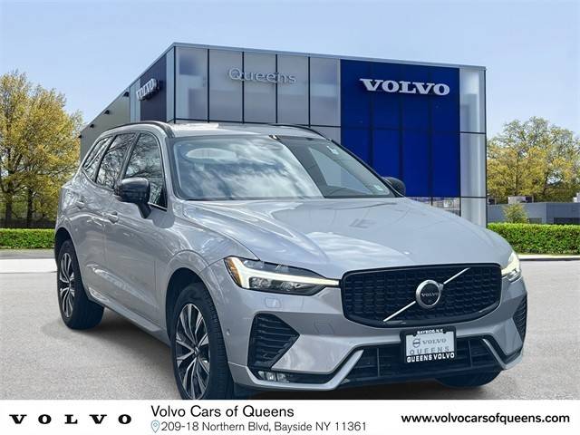 2023 Volvo XC60 Plus Dark Theme AWD photo