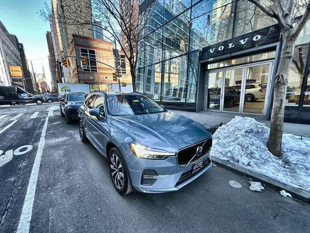 2023 Volvo XC60 Core AWD photo