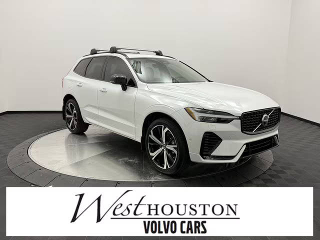 2023 Volvo XC60 Ultimate Dark Theme FWD photo