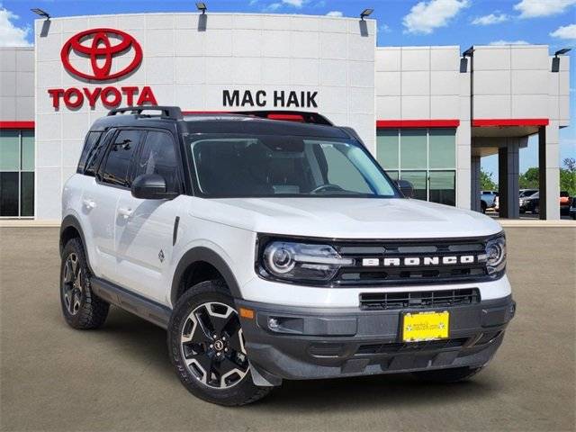 2023 Ford Bronco Sport Outer Banks 4WD photo