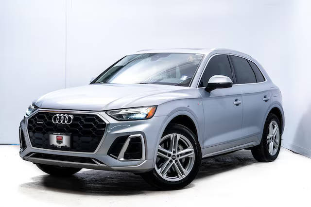 2023 Audi Q5 S line Premium Plus AWD photo