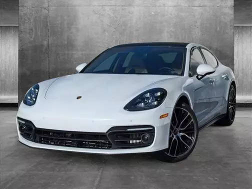 2023 Porsche Panamera Platinum Edition RWD photo